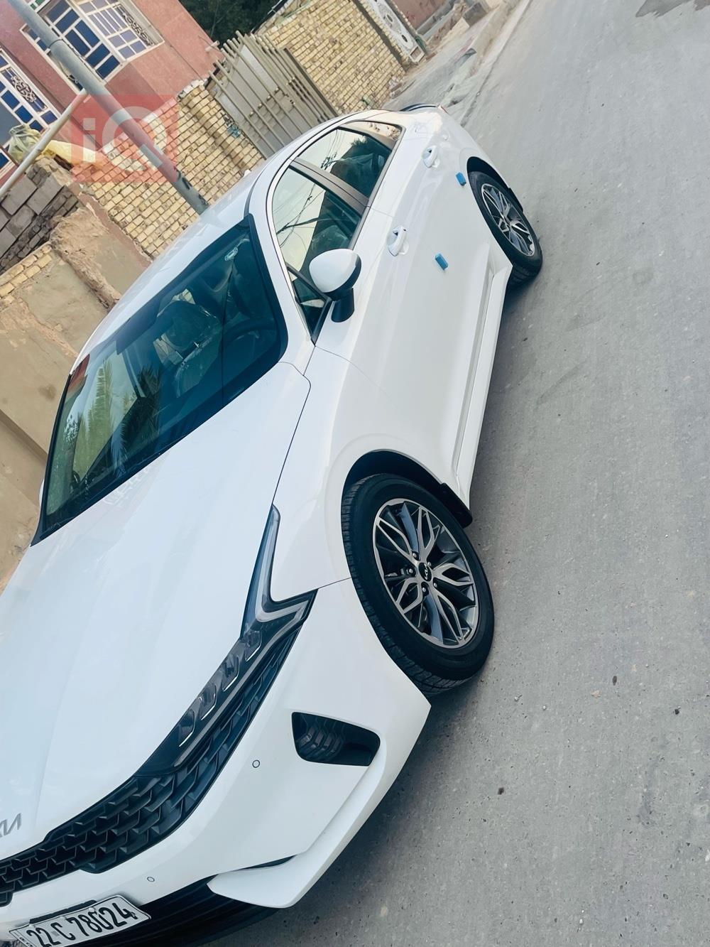 كيا K5